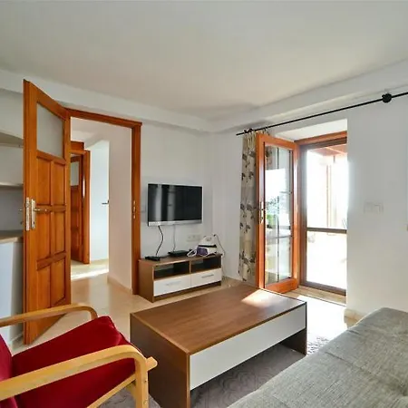 Apartment Ada
